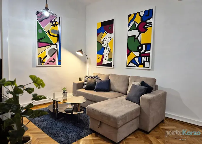 Portakorzo Center شقة *