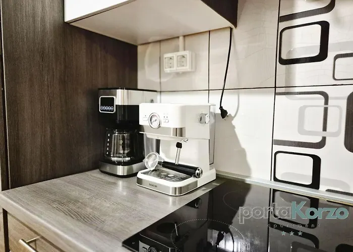 Portakorzo Center * غييكا